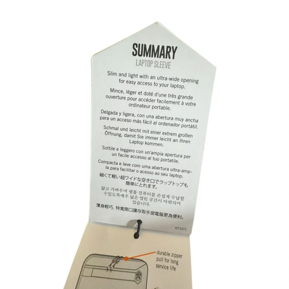 NWT STM SUMMARY 15” Laptop Soft Case